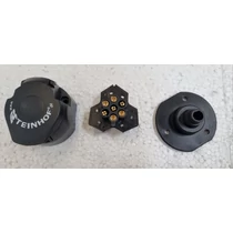 Lada Niva Vonóhórog Dugó aljzat ( műanyag ) 7-pin