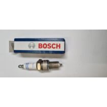 Lada Niva Gyújtógyertya ( hengerenkéntihez ) Bosch / db 