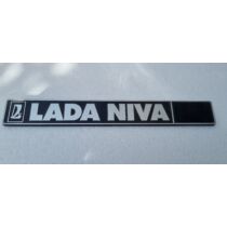 Lada Niva Jel / embléma LADA NIVA felirattal