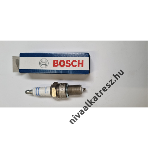 Lada Niva Gyújtógyertya ( hengerenkéntihez ) Bosch / db 